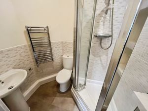 En suite Shower room- click for photo gallery